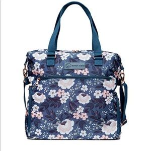 Sarah wells Lizzie bag with pumpARoo